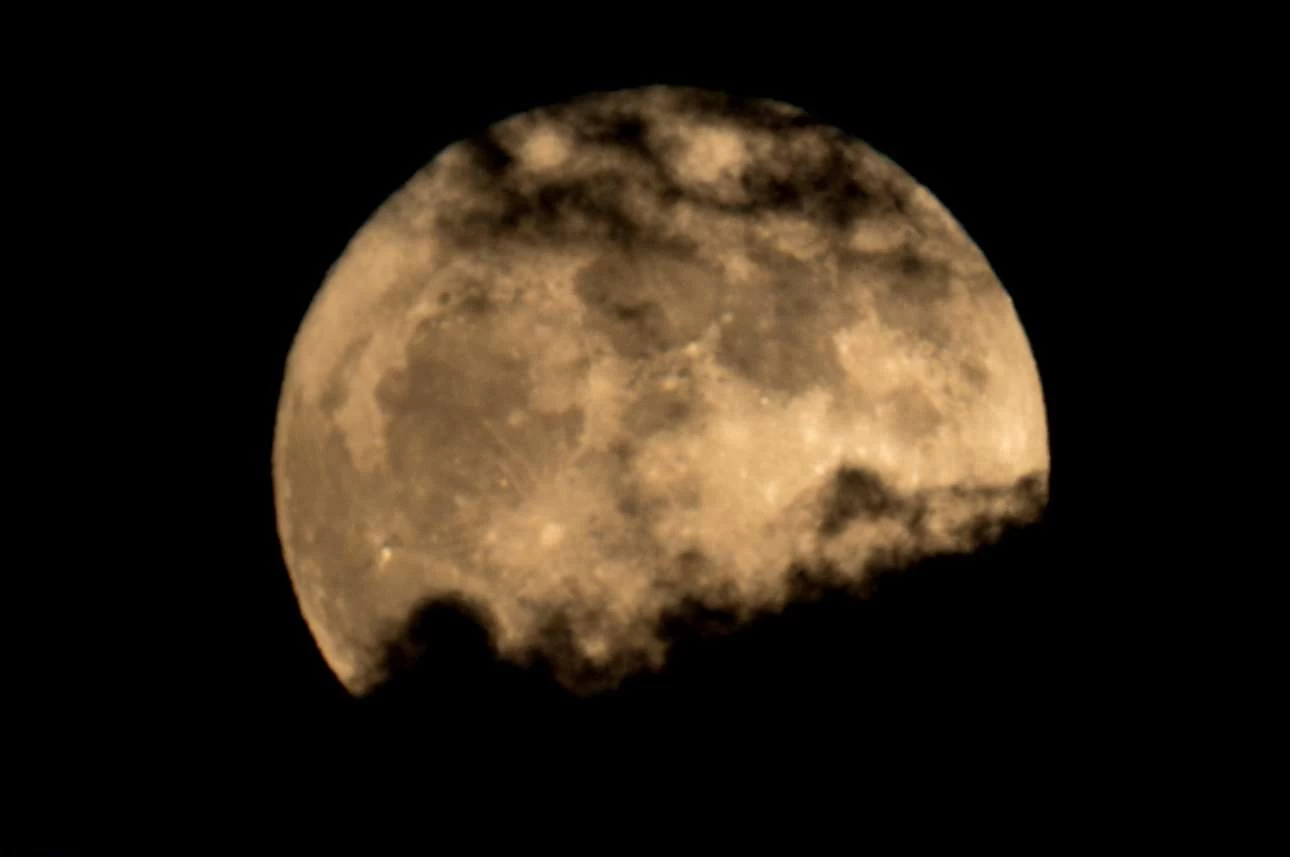 Υπερ-Σελήνη αύριο: Για δεύτερη φορά φέτος το εντυπωσιακό ουράνιο φαινόμενο